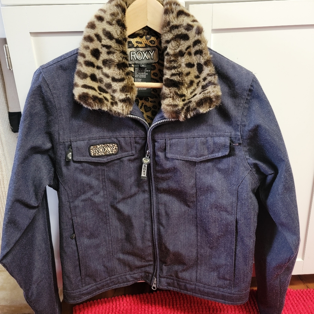 Roxy snowboarding jacket